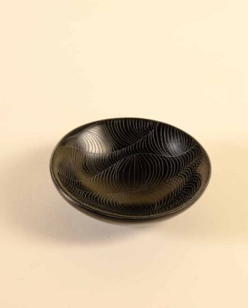 Coupelle ronde, noir gravé, Kenya