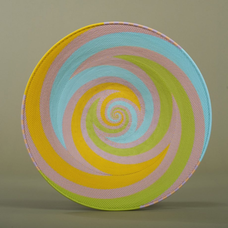 Assiette en fil de téléphone, 40 cm de diamètre, coloris Acid, zoulou, Afrique du Sud, ASART