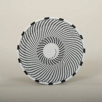 Assiette en fil de téléphone blanche et noire diamètre 14 cm Afrique du SUD