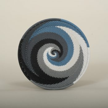Assiette en fil de téléphone bleue et grise diamètre 14 cm Afrique du Sud