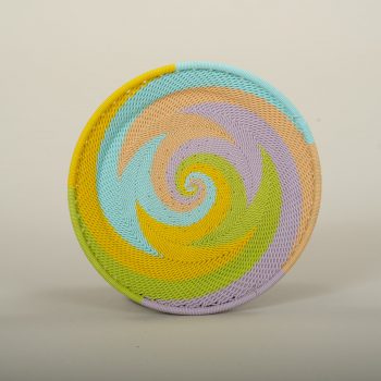 Assiette en fil de téléphone violette et bleue taille 14 cm Afrique du Sud