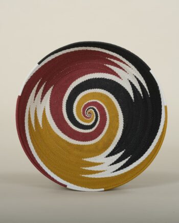 Tray, telephone wire, Zulu, South Africa, diameter 30 cm, colour Dorothy