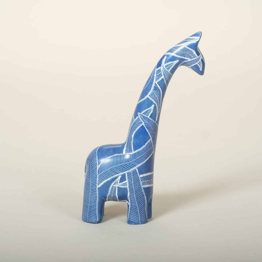 girafe en pierre à savon, bleu gravé feuille, Kenya, ASART
