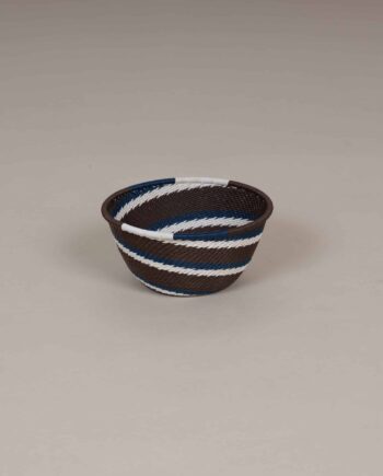 Zulu Bowl, telephone wire, Chantilly clolor